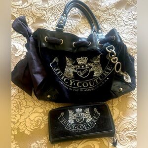 Y2K Daydreamer Juicy Couture purse and matching wallet.